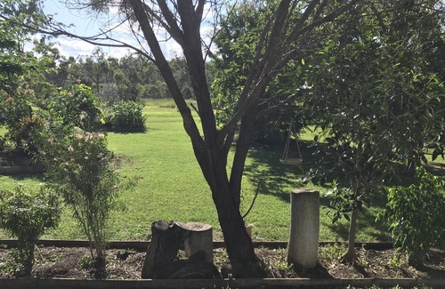 Bondoola Apartment | Rural rustic retreat in a very quiet clean bush setting