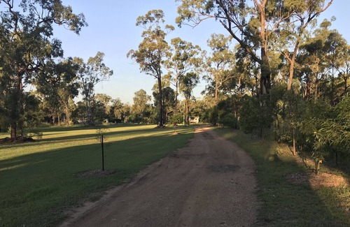 Bondoola Apartment | Rural rustic retreat in a very quiet clean bush setting