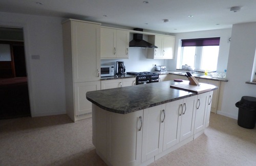 Skipton House | Rural Seclusion with panoramic countryside views, dog friendly, free WiFi.