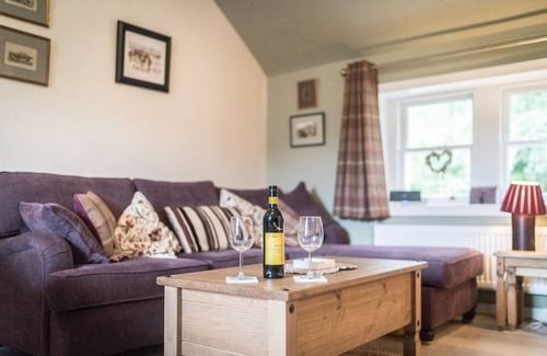 Colintraive Cottage | Rural Self-Catering Cottage near Tighnabruaich, Argyll and Bute