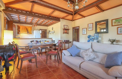 Marchena House | Rural Vacation Home "Los Miradores" with Private Pool, 2 Private Terraces & Wi-Fi