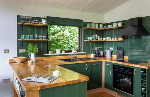 Chillington Cabin | Rural Woodland Lodge with Log Fire & Sunny Deck