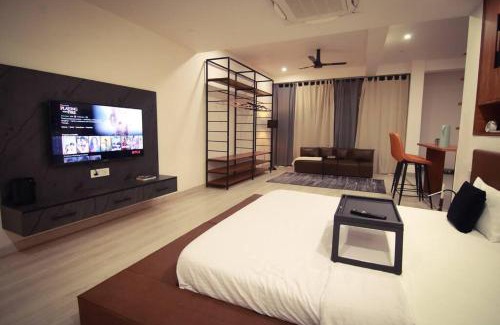 Mahipalpur Apartment | Russet House