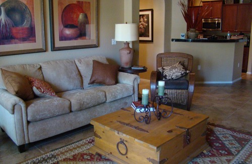 Surprise Condo | Rustic 2 Bedroom Condo minutes away from the Arizona Lifestyle.