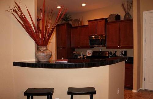 Surprise Condo | Rustic 2 Bedroom Condo minutes away from the Arizona Lifestyle.