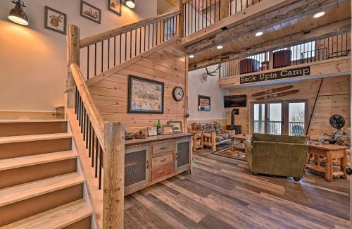 Pittsburg House | Rustic 3-Story Pittsburg Cabin with Lake and Mtn Views