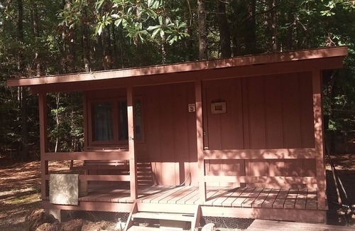 Murfreesboro House | Rustic Cabin 3 .