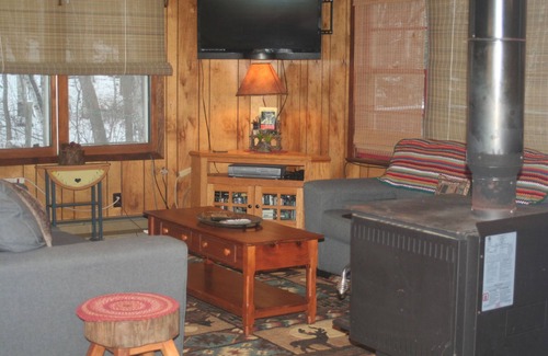 Winter Cabin | Rustic Cabin on Private Lake