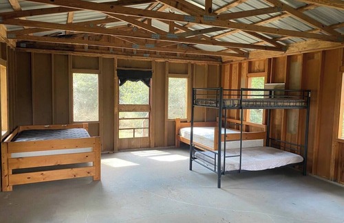 Eau Claire House | Rustic Cabin Retreat 2-C