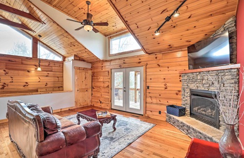Canton Cabin | Rustic Cabin w/ Mountain Views & Private Deck!