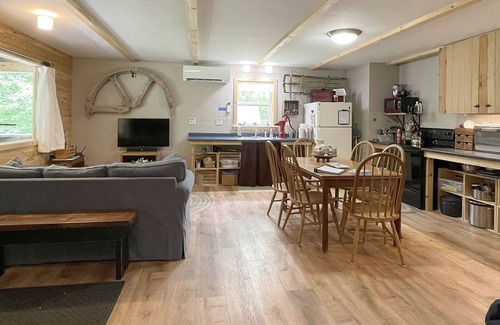 Dresden Cabin | Rustic cabin with a water view. Kayaks provided, riverside nature trail.
