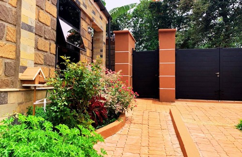Embu Cottage | Rustic-Chic Stone Cottage, Forest views, Gardens, Wi-Fi & Comfort near Embu Town