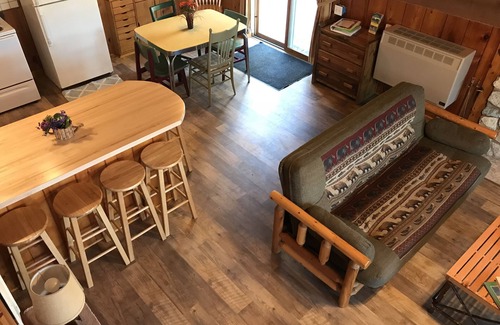 Wetmore Cottage | Rustic Cottage on lake Swim,Fish,boat,Fireplace,Pictured Rocks!