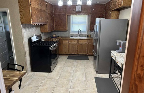 Nowata County Other | Rustic Country Retreat - Charming country farmhouse in Wann, OK