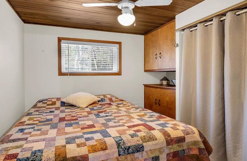Port Franks Cottage | Rustic & Cozy Cottage - Just a 4 Min. Drive to the Beach!