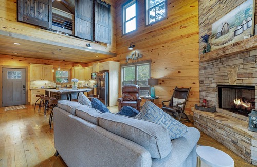 Blue Ridge Cabin | Rustic Elegance, gated community with its own private riverside park.
