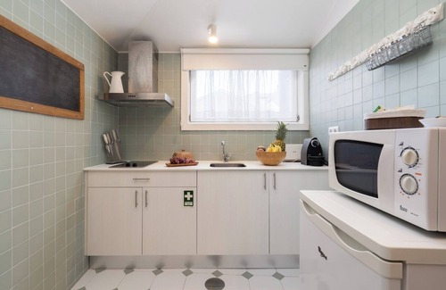 Lordelo do Ouro e Massarelos Apartment | Rustic Elegant Flat | Terrace