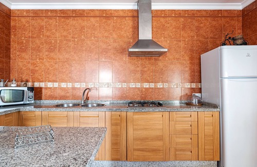El Palmar House | Rustic Home “Las Alas del Sol 2” Close to the Beach with Pool, Garden, Terrace & Wi-Fi