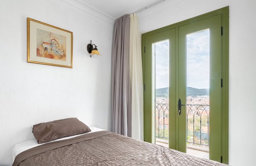 Ayvalik City Center Villa | Rustic House with View, Balcony in Ayvalik