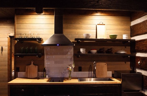Whitefish Cabin | Rustic Lodge Style Cabin located in the Beautiful Flathead Valley.