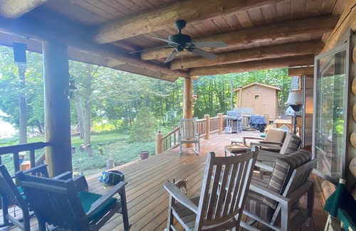 Walloon Lake Cabin | Rustic log cabin on Walloon Lake