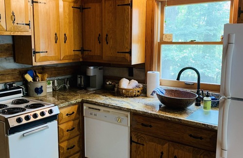 Dandridge House | Rustic Log Cabin