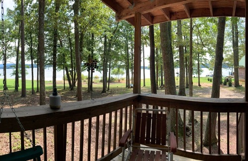 Dandridge House | Rustic Log Cabin