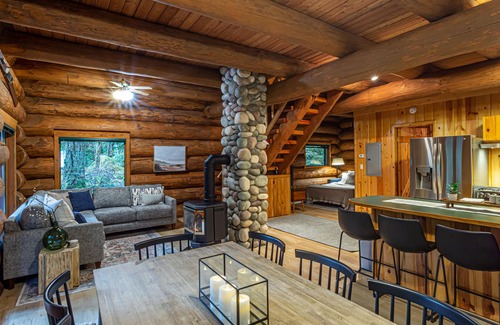 Glacier House | Rustic Lux Log Home w/Hot tub, Sauna, Pet Friendly and Mtn View