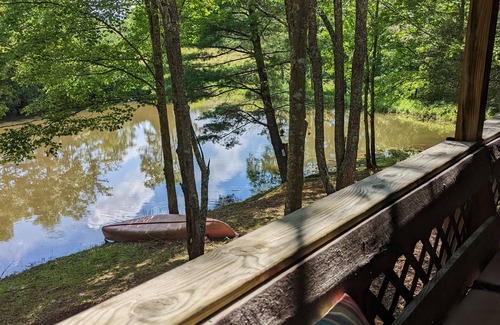 Odd House | Rustic Mountain Getaway w pond near outlaw HMT ATV trails