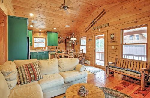North Conway House | Rustic North Conway Cabin Less Than 3 Mi to Cranmore Mtn!