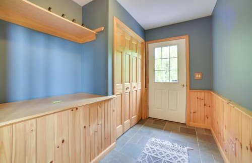 North Creek House | Rustic North Creek Getaway about 4 Mi to Gore Mtn!