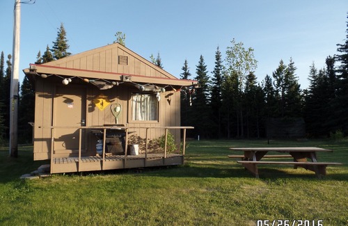 Funny River Cabin | Rustic one room cabin on 600 feet on the Kenai River