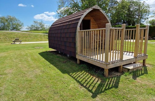 Chapel Hill Other | Rustic Pods Riverview Holiday Park