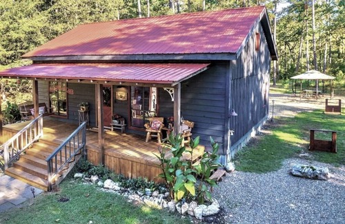 Broken Bow Cabin | Rustic Retreat in Hochatown | Starlit Hot Tub