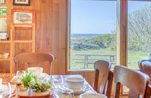 Yachats House | Rustic Retreat