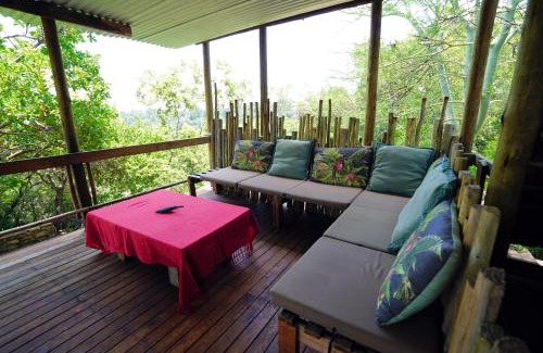 Buffelspoort House | Rustic River & Bush Escape