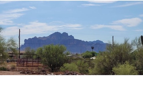 Apache Junction House | Rustic Rural Setting with Beautiful Views of the Superstition Mountains and more