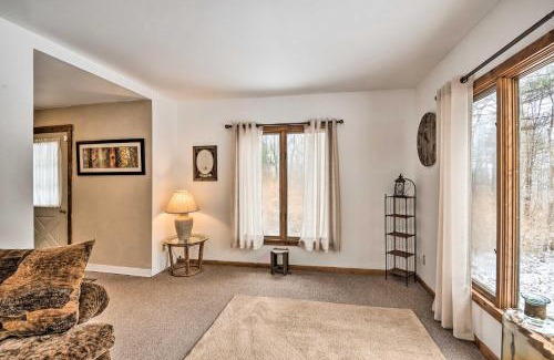 Unadilla House | Rustic Unadilla Cottage on 15 Acres with Pond!
