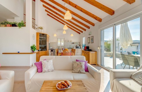 Municipality of Klis Villa | Rustic Villa Florice with a pool, quite area, family