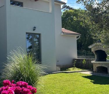 Susnjevica Villa | Rustic villa LENI