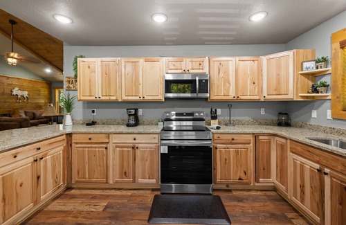 Wears Valley Cabin | Rustic Waters - NEW! Theater room - Private indoor pool