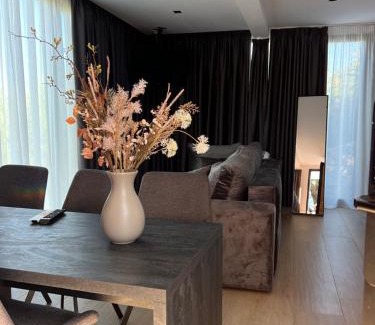 Shkoder House | RUSTICO