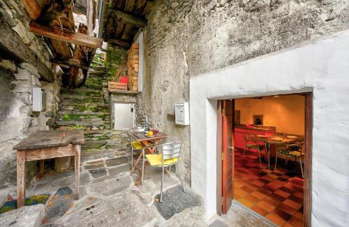 Corippo Ski Chalet | Rustico Caterina - Happy Rentals