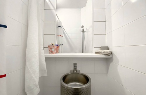 Sint-Andries Condo | Rustige Studio met Privé Stadstuin in het Centrum