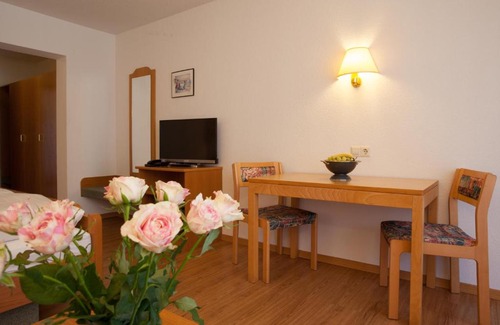 Simonswald Apartment | Rustikales Apartment 35qm mit Balkon Nähe Freiburg