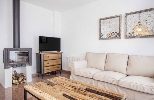 Alpuente Apartment | RUSTIKALPUENTE HOUSE OF CULTURE I