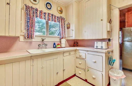Arch Cape House | Rustlewood - Beachfront! - Beachcomber Vacation Homes
