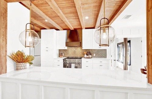 Fredericksburg House | Ruth's Place - Walk to Main, Hot Tub & Fire Pit