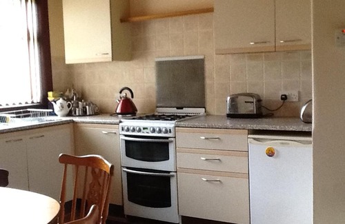 Largs House | Rutland cottage