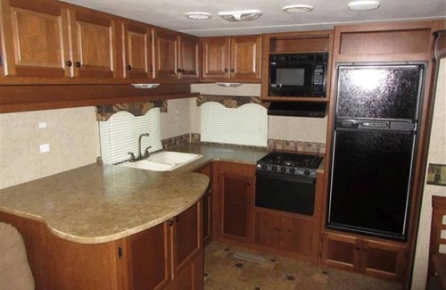 Midland House | RV 9 Fully Furnished and Pet Friendly - 2 Miles from I-20 Ramp